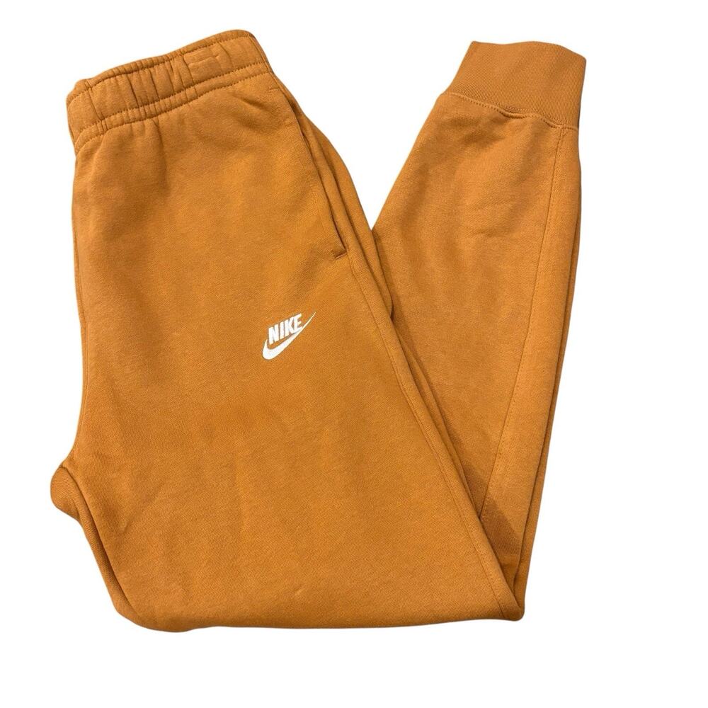 Nike Club Fleece Standard Fit Joggers Gathered Hem Tan/Flax/Beige Small NEW - Picture 3 of 5
